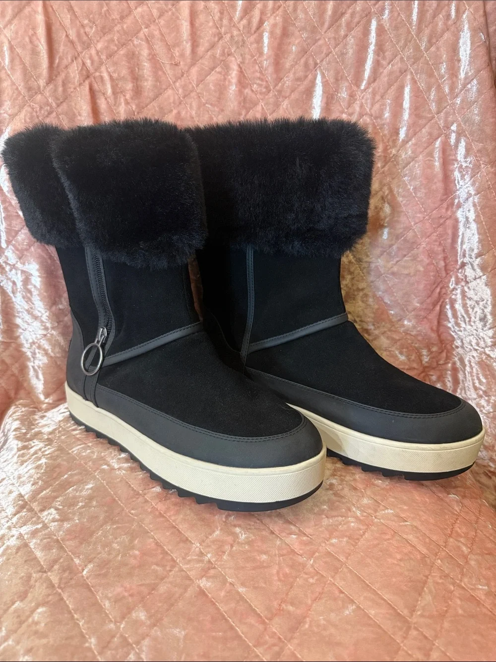 Koolaburra Black Fur-Trim Platform Winter Boots